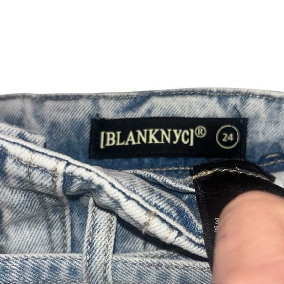 BLANKNYC Paperbag High Rise Belted Denim Shorts Light Wash 24 NWT - Picture 7 of 7